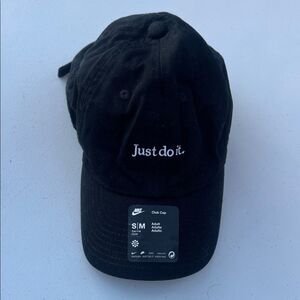 Nike Black 'Just Do It' Cap